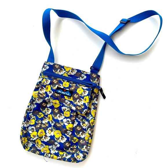 Kavu Bags Kavu Keeper Crossbody Bag Blue Yellow Pansies Approx 9 X